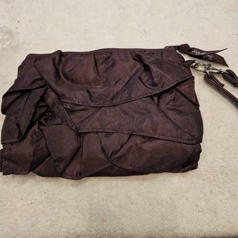 THIRTY ONE RUFFLE WRISTLET